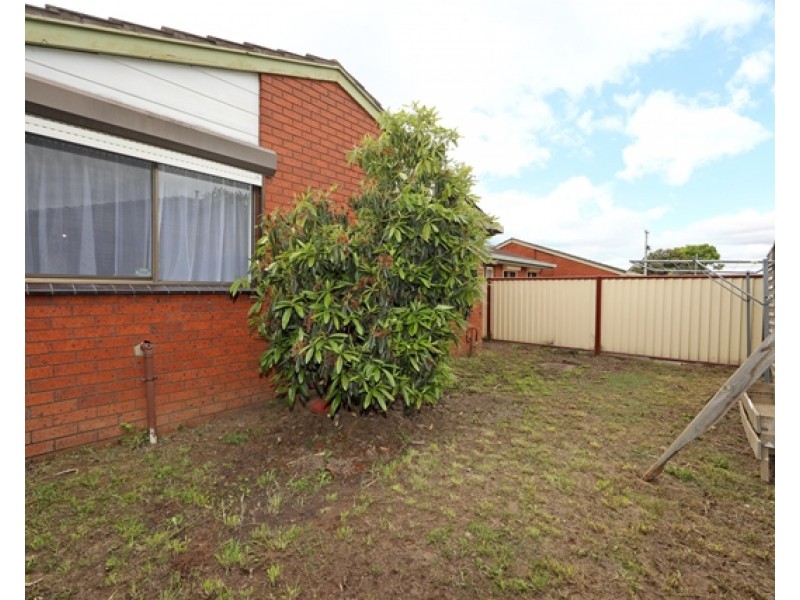 2/5 Rogers Street, Dandenong VIC 3175