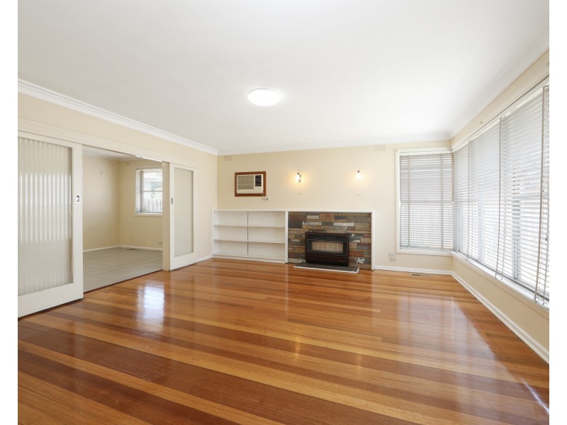 9 Inglewood Avenue, Noble Park North VIC 3174