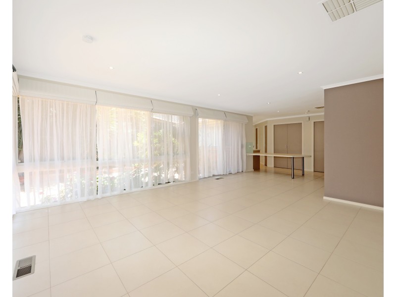 61 Colorado  Crescent, Rowville VIC 3178