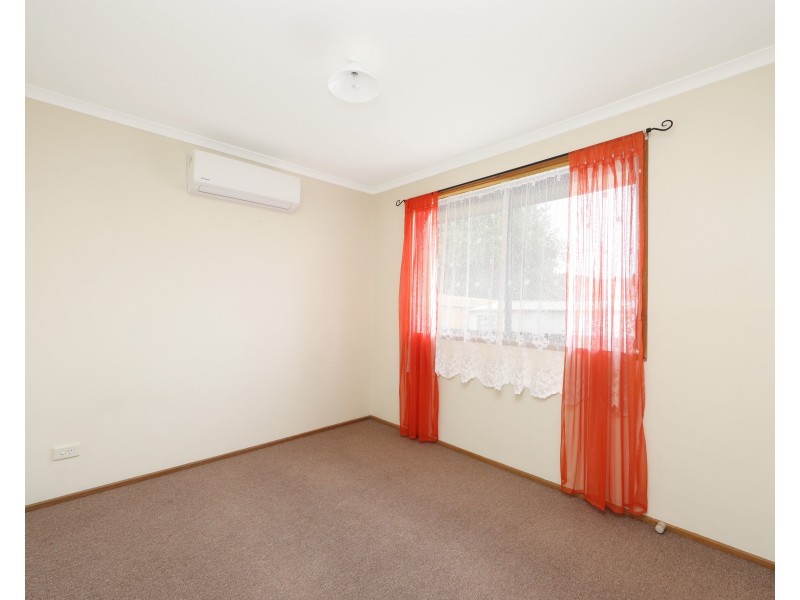 4 Raneen Place, Berwick VIC 3806