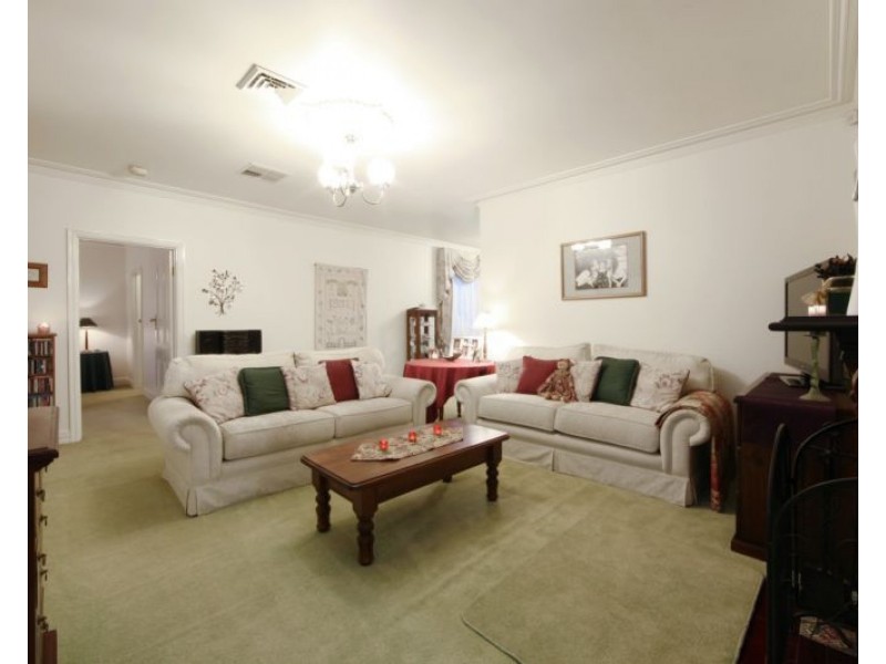 2 Ashbee Court, Rowville VIC 3178