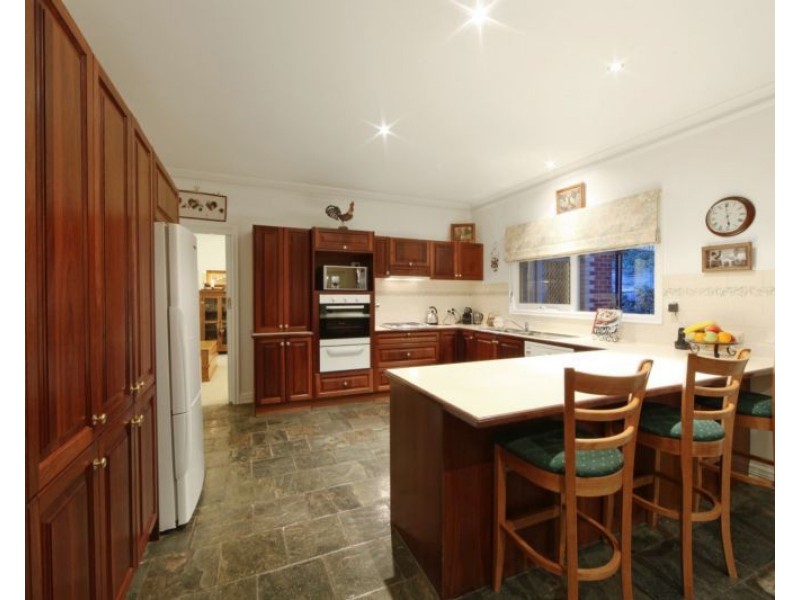 2 Ashbee Court, Rowville VIC 3178