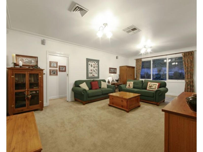 2 Ashbee Court, Rowville VIC 3178