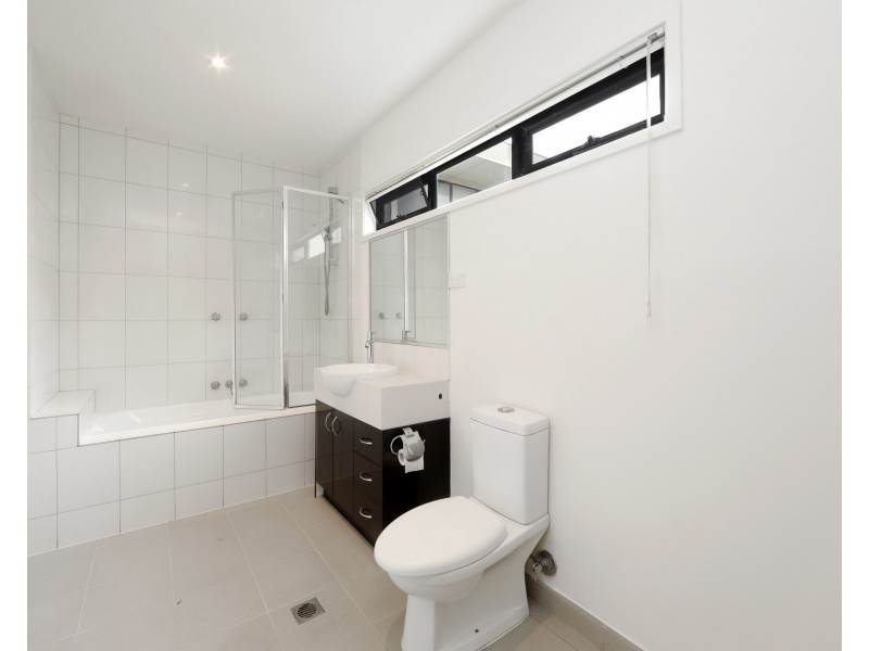17/1324 Centre  Road, Clayton VIC 3168