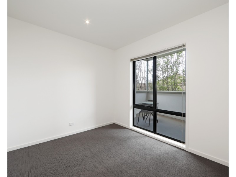17/1324 Centre  Road, Clayton VIC 3168