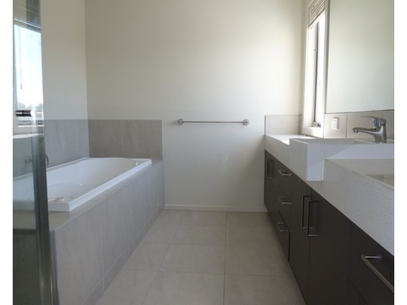 5 Janlea Close, Rowville VIC 3178