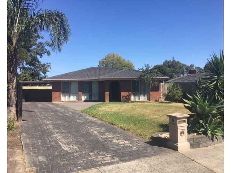 6 Homewood Close, Ferntree Gully VIC 3156
