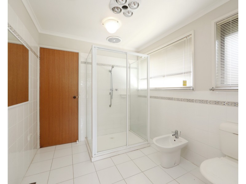 17 Allora Avenue, Ferntree Gully VIC 3156