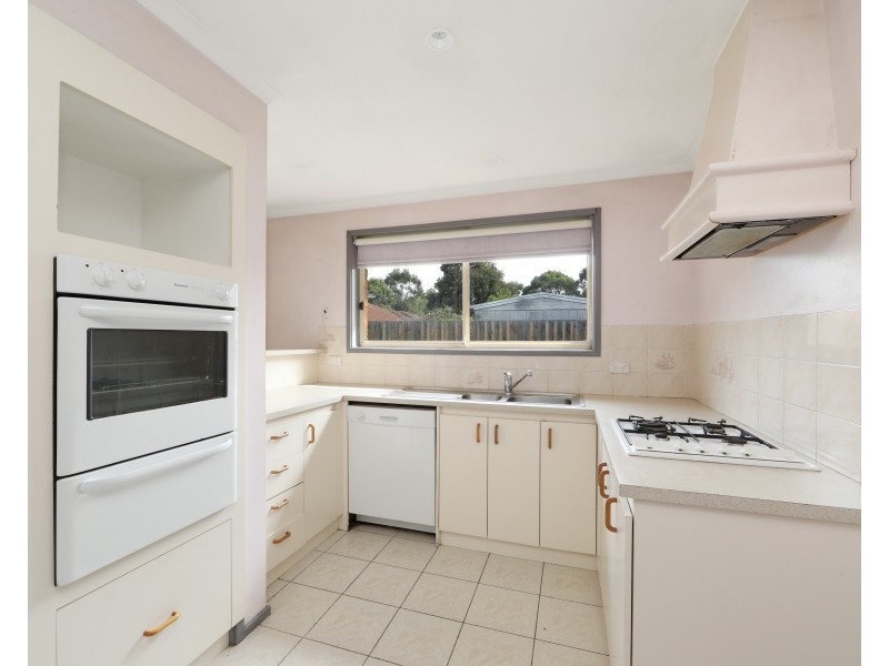37 Magdalena  Place, Rowville VIC 3178