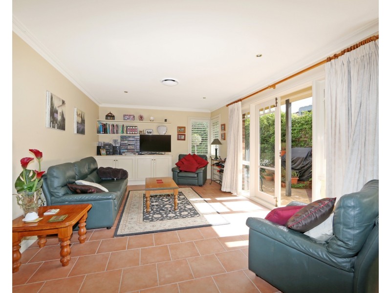 22 Applewood Drive, Knoxfield VIC 3180