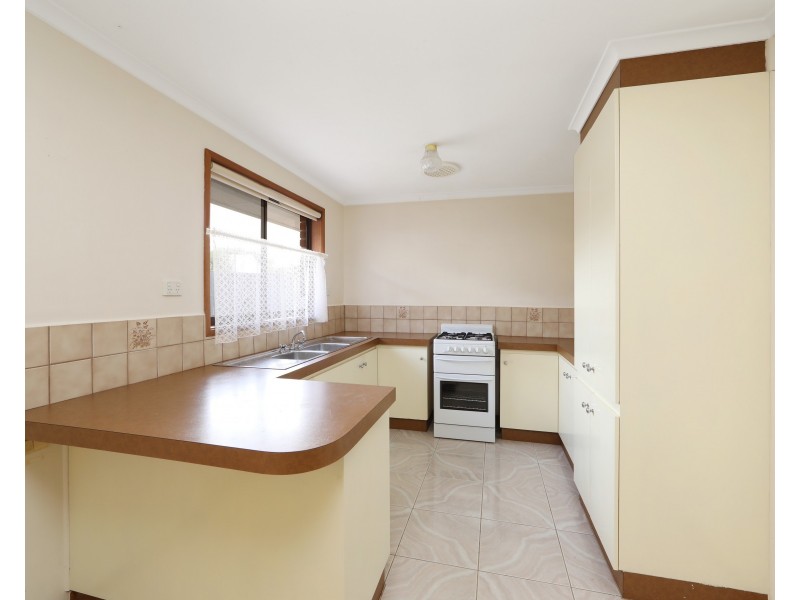 12  Ivan  Crescent, Hampton Park VIC 3976