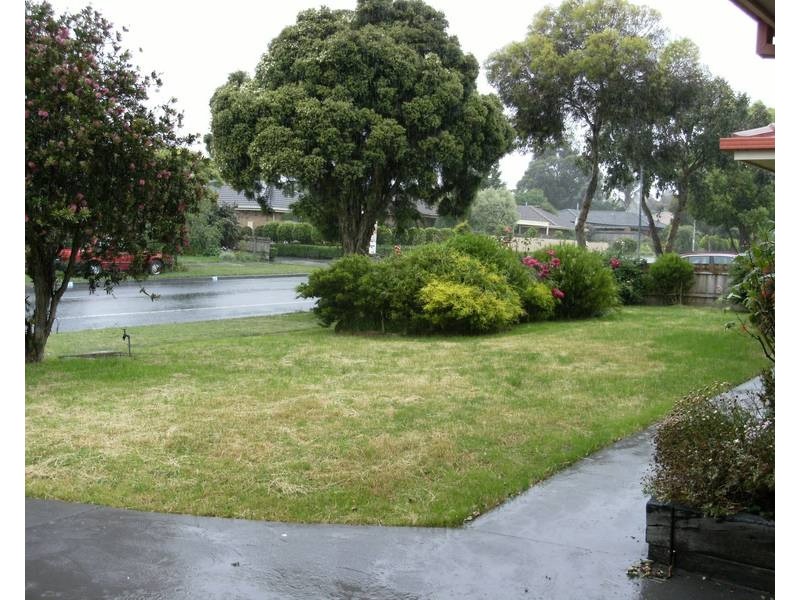 14 Chirnside Road, Berwick VIC 3806