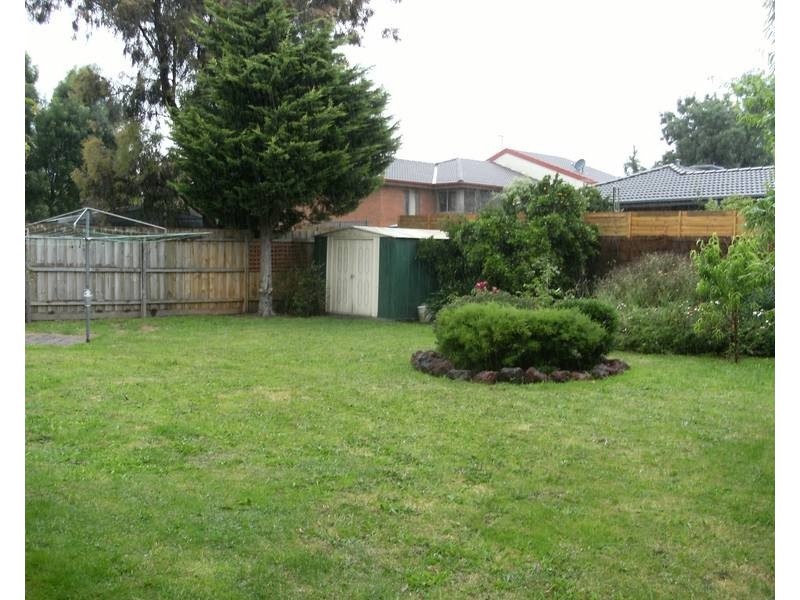 14 Chirnside Road, Berwick VIC 3806