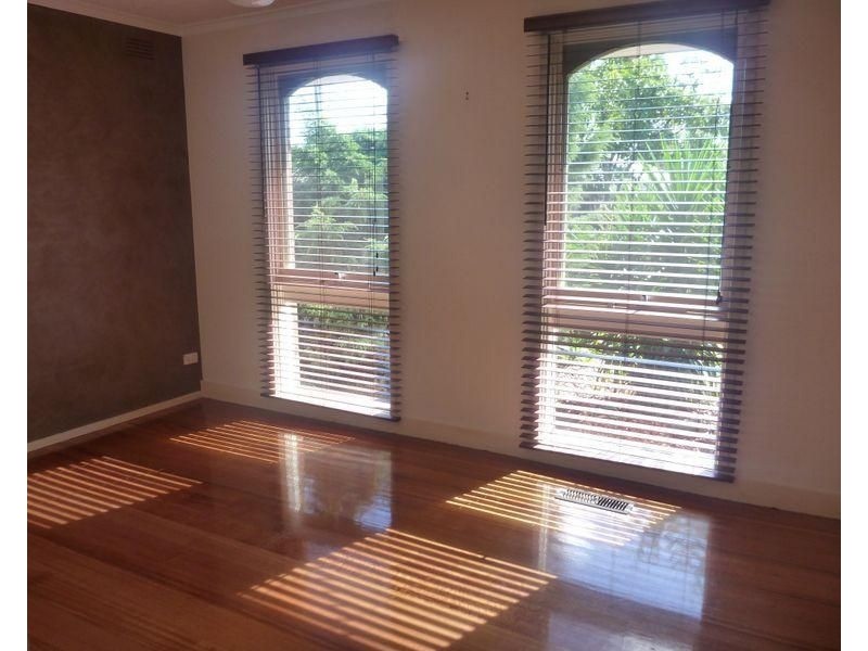 1/11 Fourth  Avenue, Rowville VIC 3178