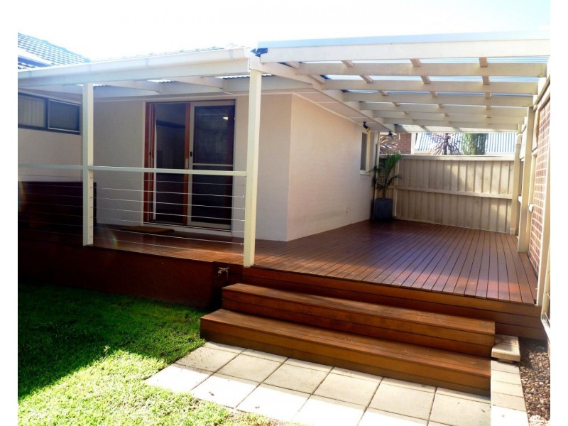 1/11 Fourth  Avenue, Rowville VIC 3178