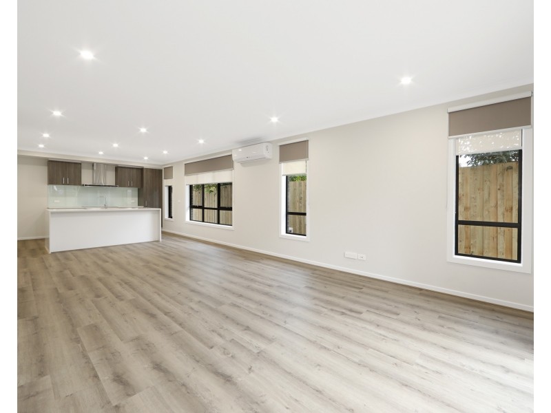 2/1449 Ferntree Gully, Scoresby VIC 3179