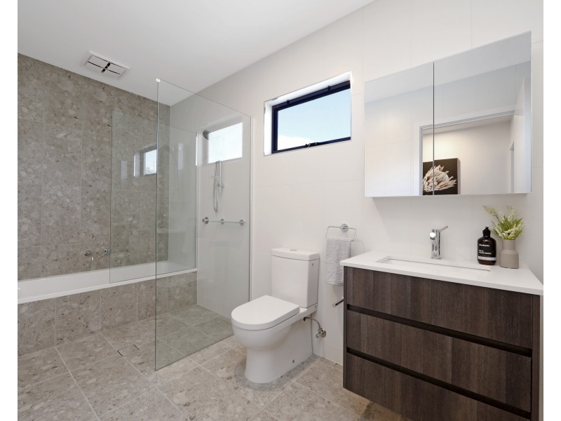 21 Emmeline  Row, Rowville VIC 3178