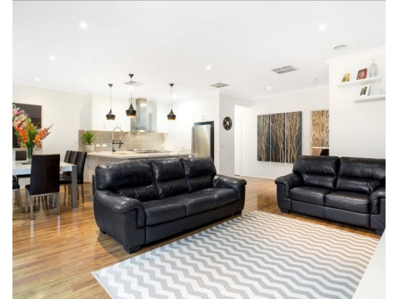 4/10 Berry  Road, Bayswater North VIC 3153