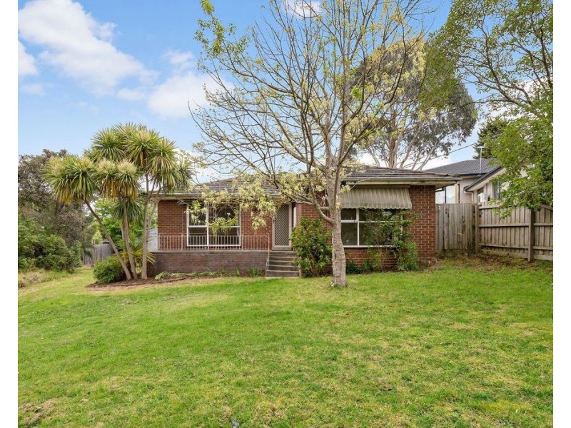 6 Gordon Crescent, Boronia VIC 3155