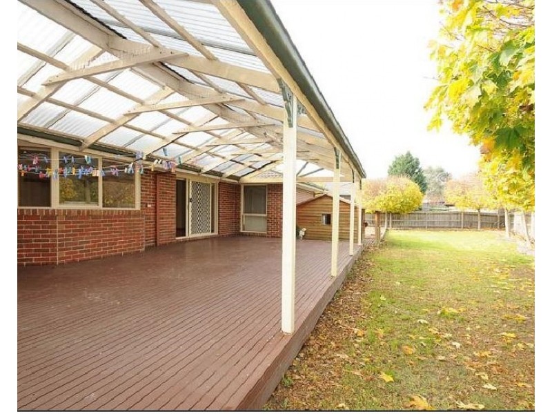 15 Fowler Road, Rowville VIC 3178