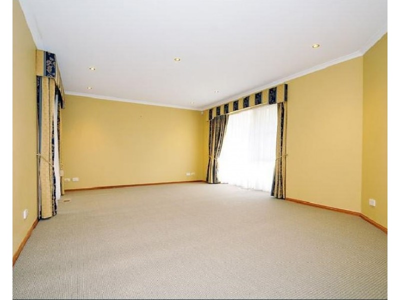 15 Fowler Road, Rowville VIC 3178