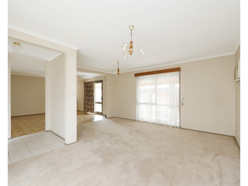 38 Tamboon Avenue, Rowville VIC 3178