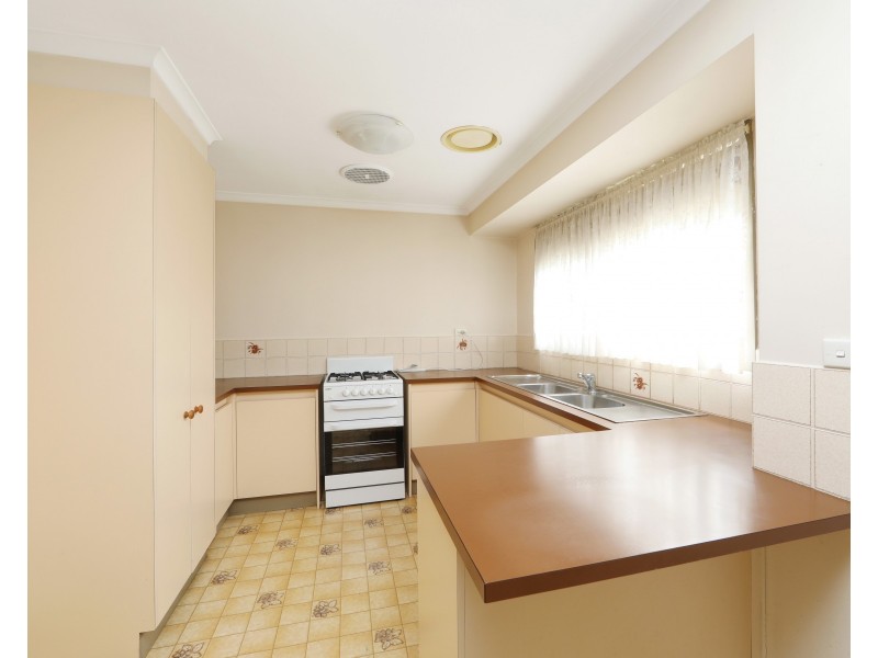 38 Tamboon Avenue, Rowville VIC 3178