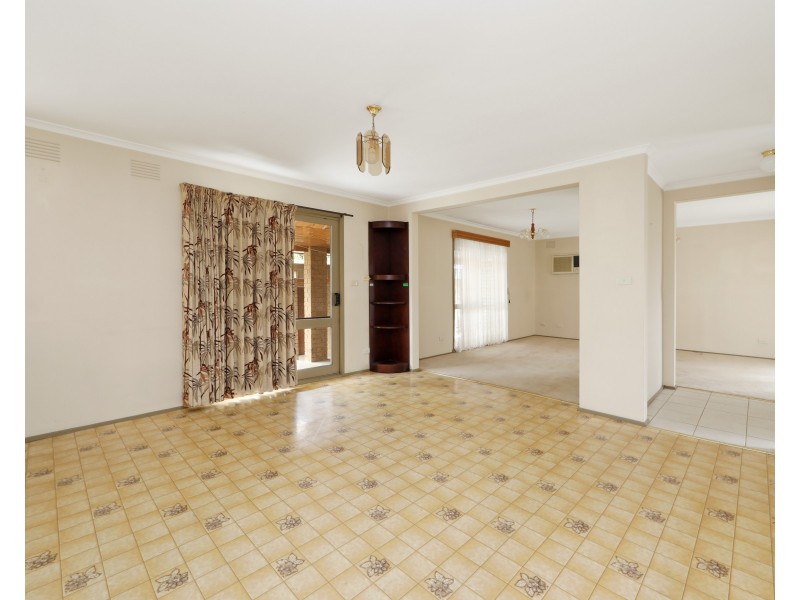 38 Tamboon Avenue, Rowville VIC 3178