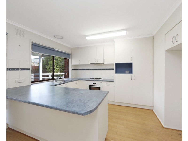 9 Lakeview Avenue, Rowville VIC 3178