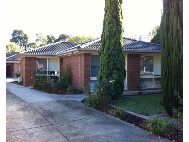 1/4 Bristol Place, Rowville VIC 3178