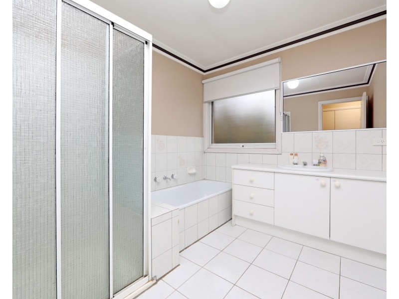 4 Pimelia Court, Rowville VIC 3178