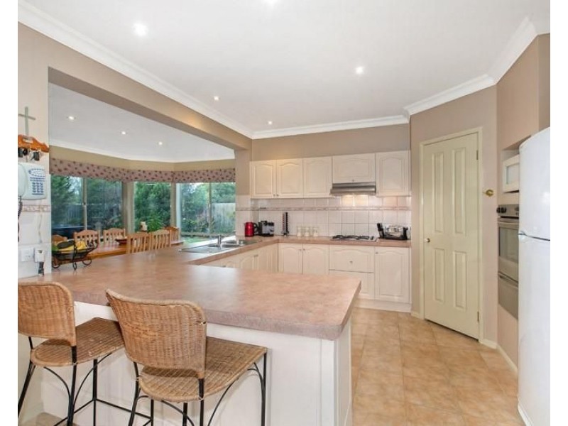 20 Waradgery Drive, Rowville VIC 3178