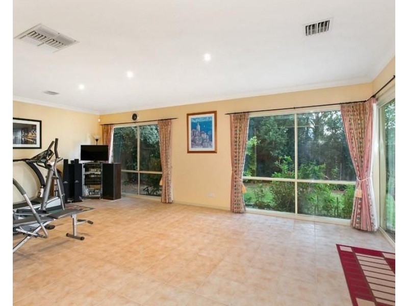 20 Waradgery Drive, Rowville VIC 3178