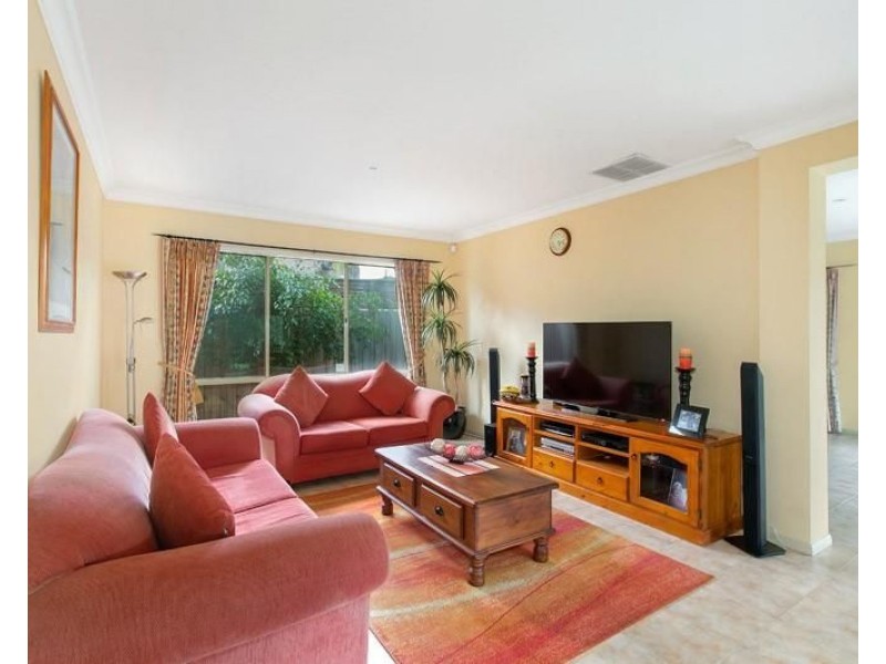 20 Waradgery Drive, Rowville VIC 3178