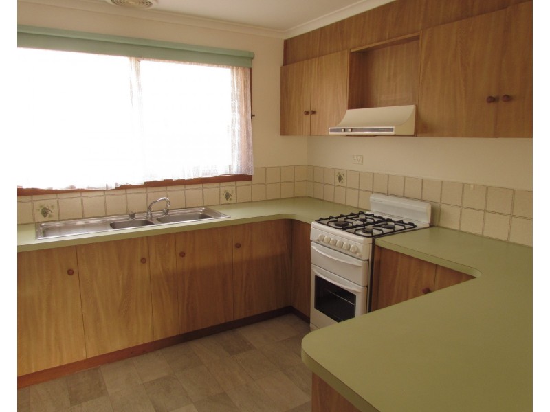 18 Drummond Crescent, Rowville VIC 3178