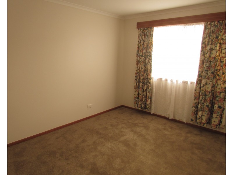 18 Drummond Crescent, Rowville VIC 3178