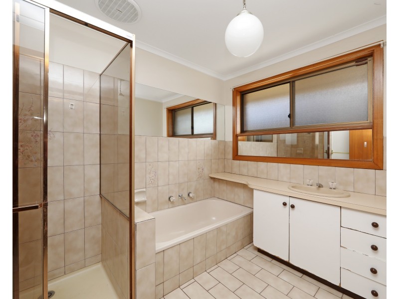 6 Mississippi Close, Rowville VIC 3178