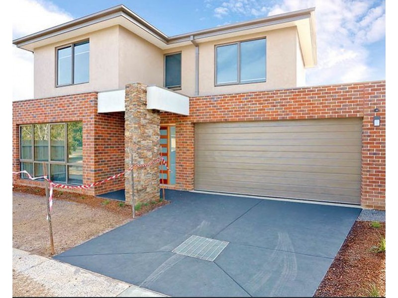 1 Prior Court, Rowville VIC 3178