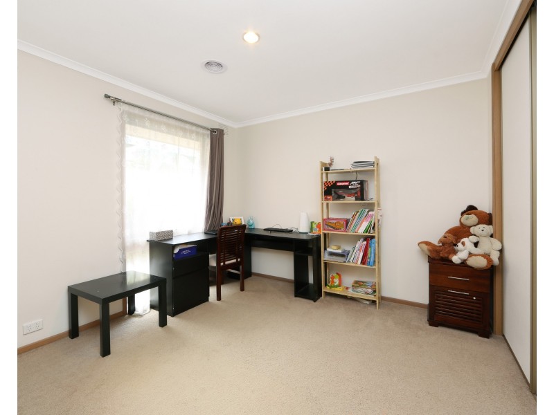 11 Cardinia Way, Rowville VIC 3178