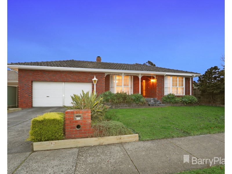 35 Turramurra Drive, Rowville VIC 3178