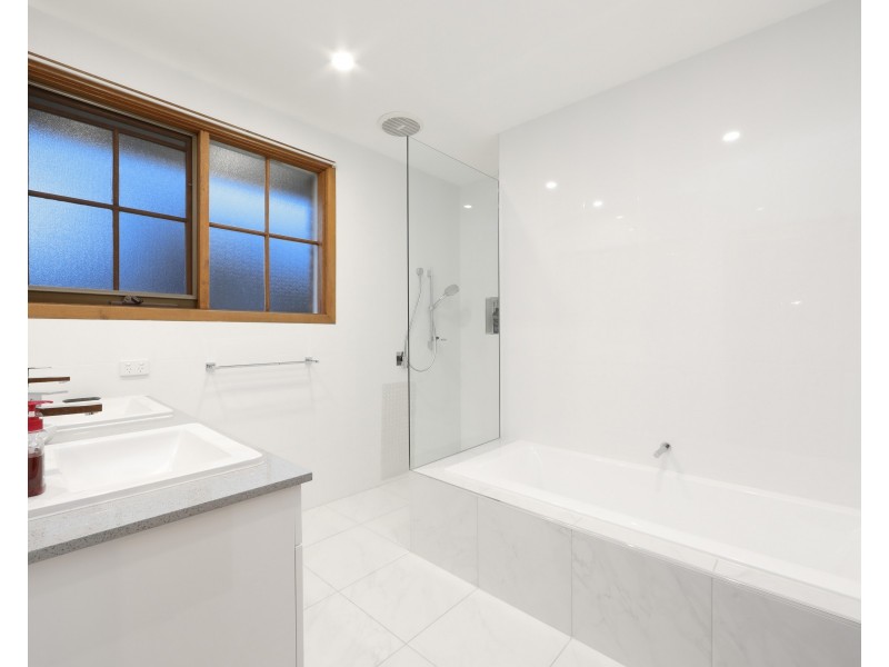 35 Turramurra Drive, Rowville VIC 3178