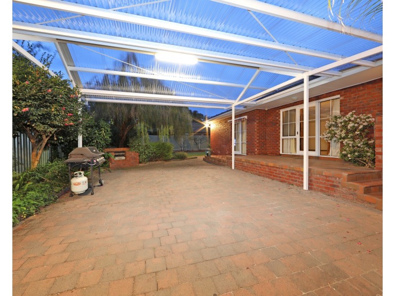 35 Turramurra Drive, Rowville VIC 3178