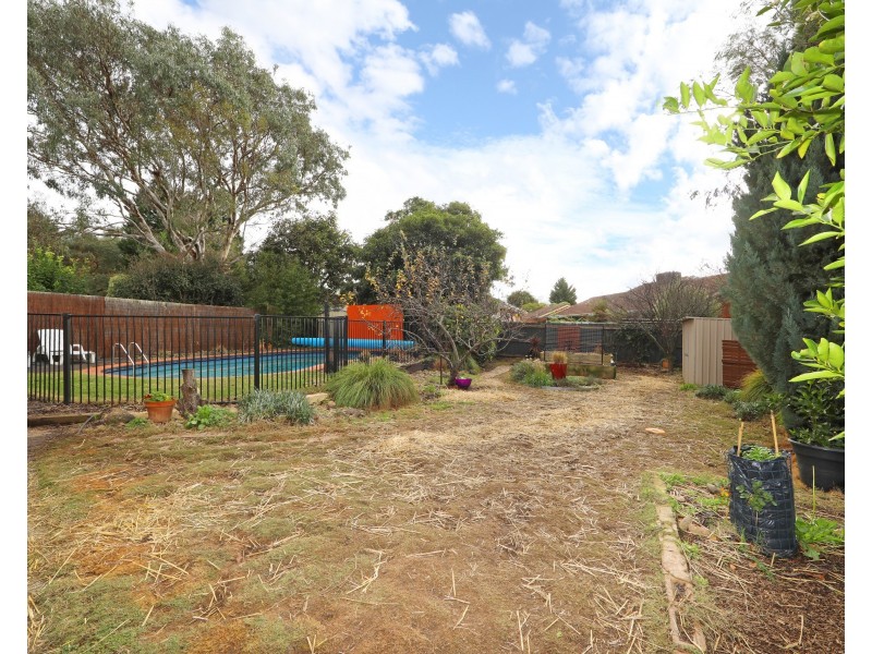 21 Bexsarm Crescent, Rowville VIC 3178
