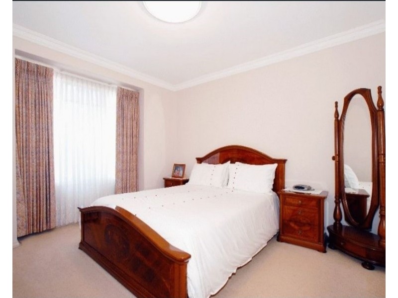 42 Turramurra Drive, Rowville VIC 3178