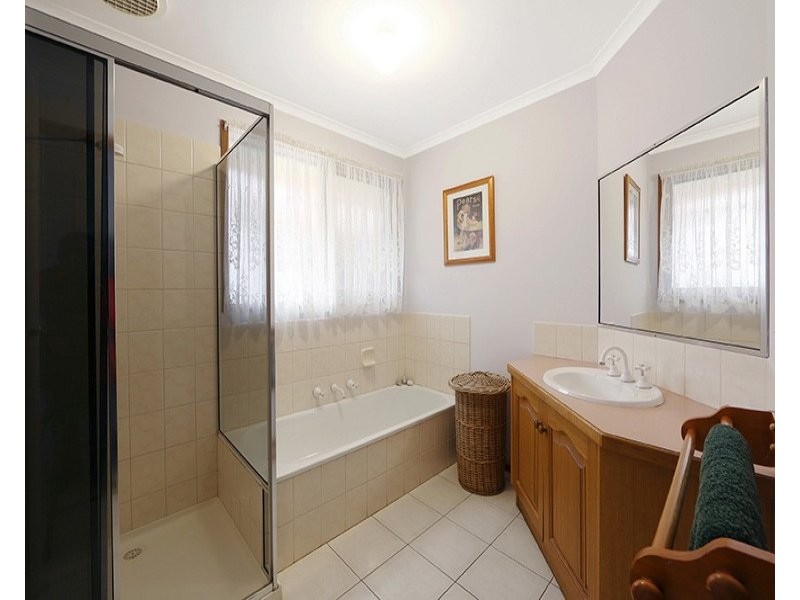 2 Gilda Court, Rowville VIC 3178