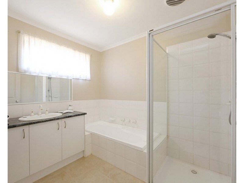 45 Lambourne Avenue, Rowville VIC 3178