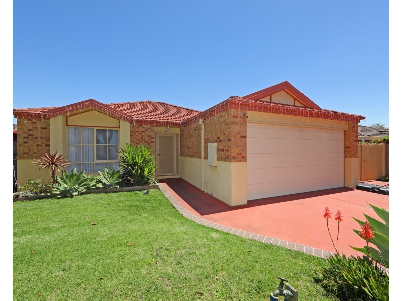 72 Gearon  Avenue, Rowville VIC 3178