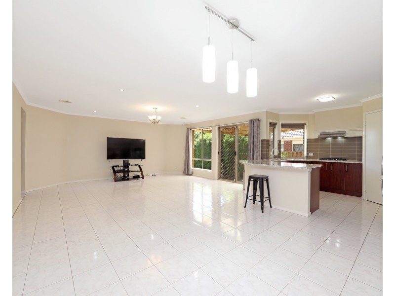 72 Gearon  Avenue, Rowville VIC 3178