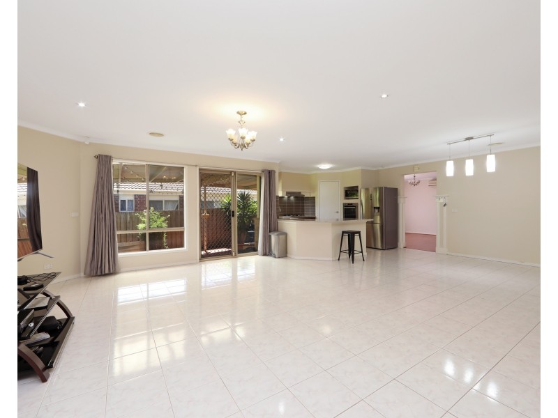 72 Gearon  Avenue, Rowville VIC 3178