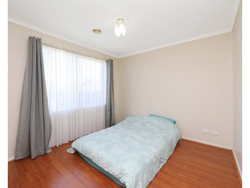 72 Gearon  Avenue, Rowville VIC 3178